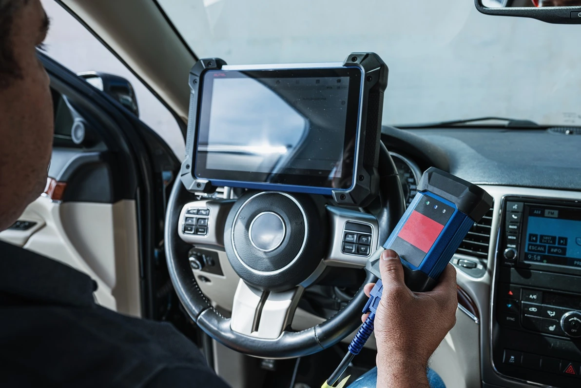 CarKeyLab specialist automotive key programming and diagnostic equipment