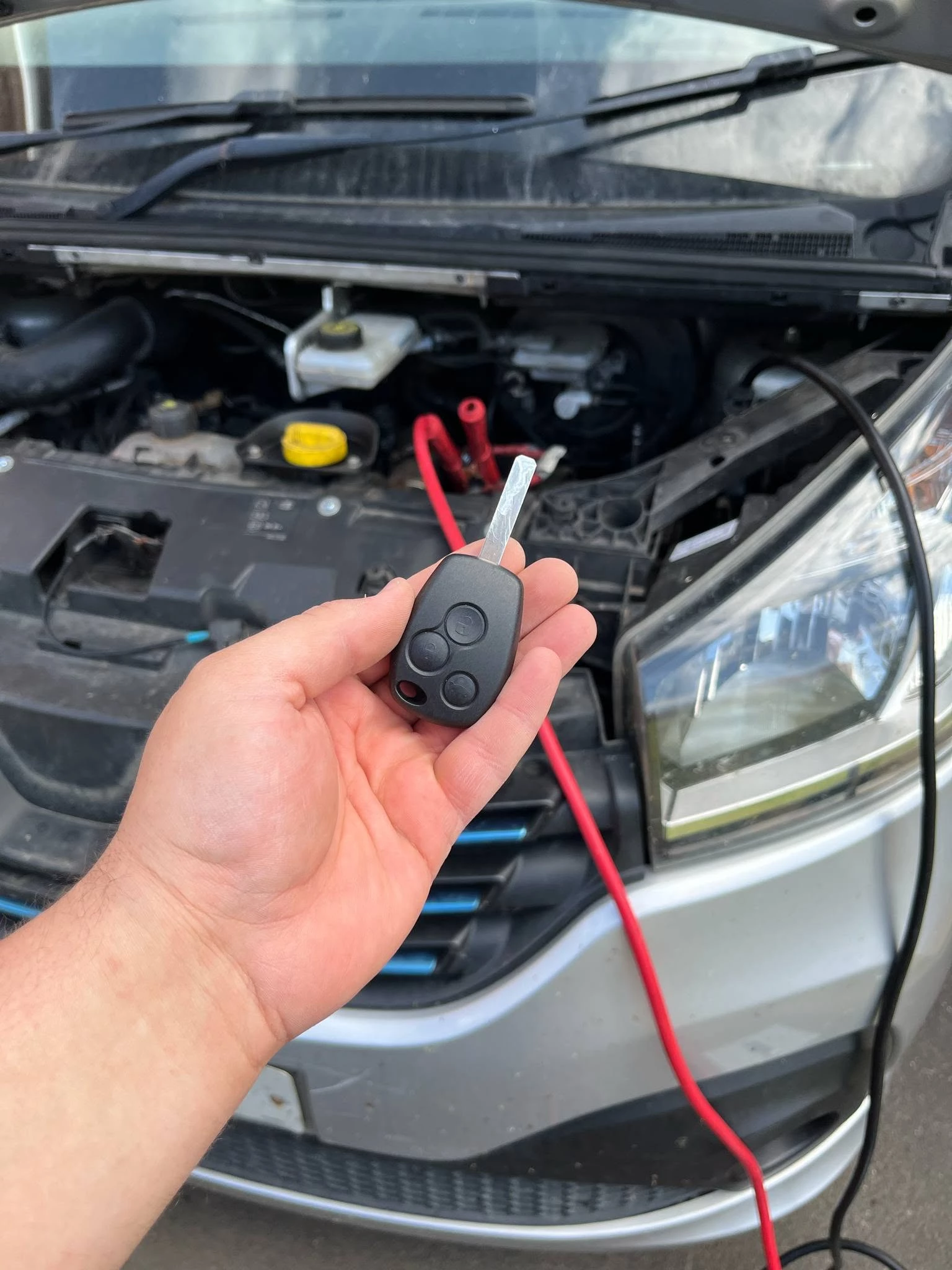 Renault Master all keys lost van key replacement job in Droitwich Spa
