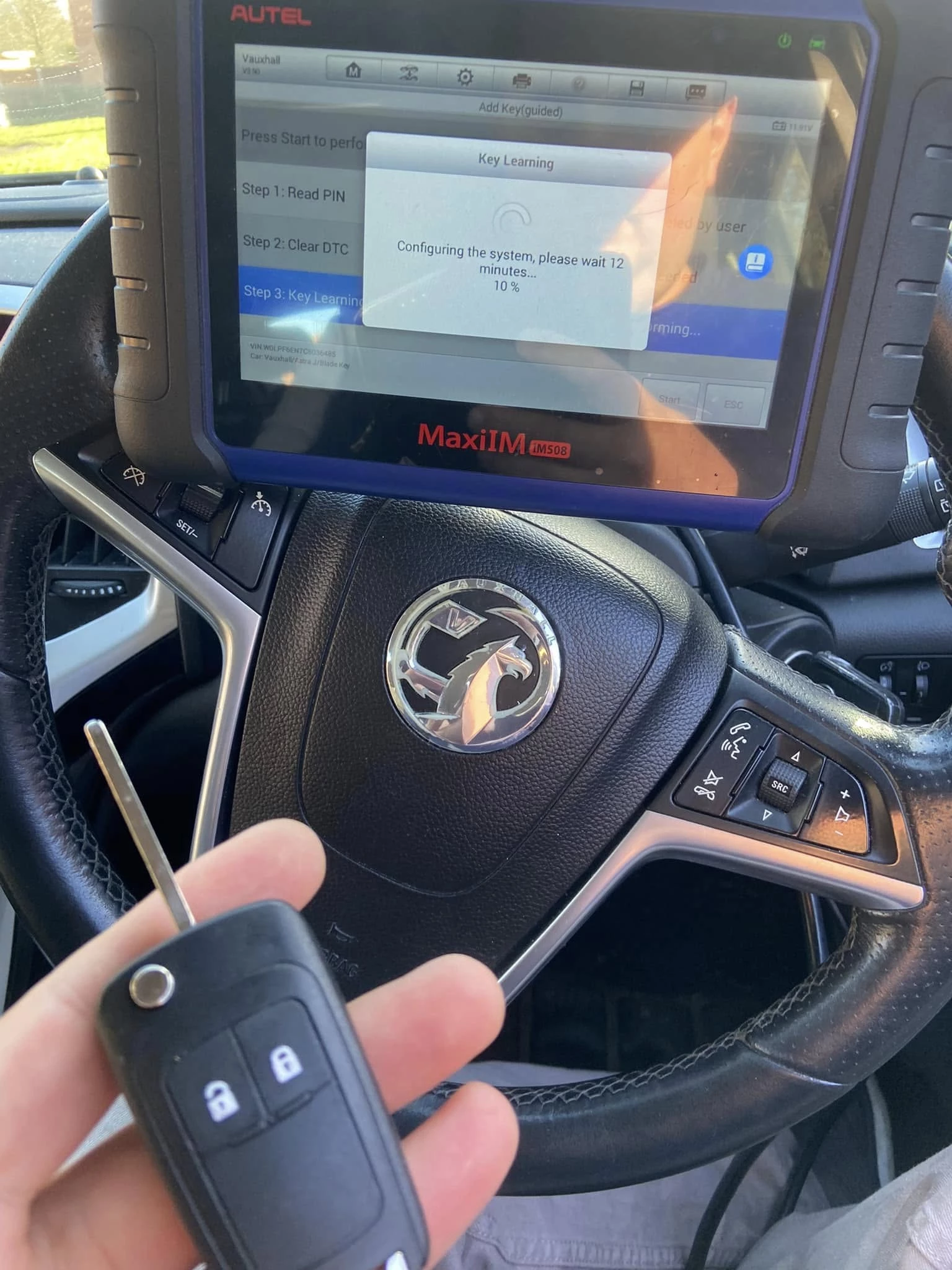 Vauxhall car key learning using an automotive key programming diagnostic tool in Stratford-upon-Avon